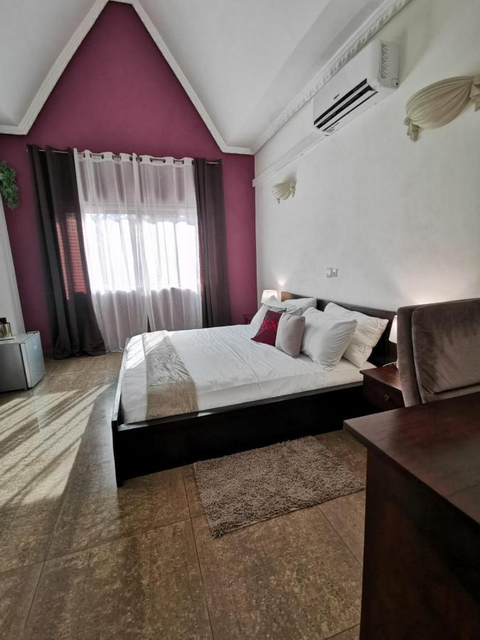 L'Address Hotel Cotonou Exterior foto