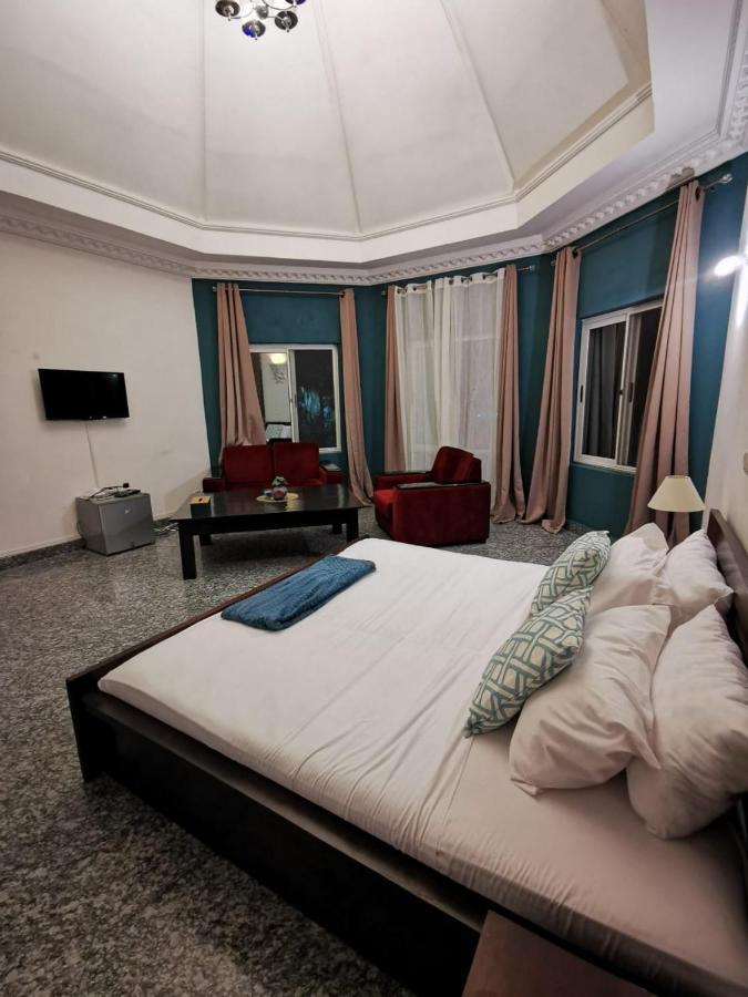 L'Address Hotel Cotonou Exterior foto