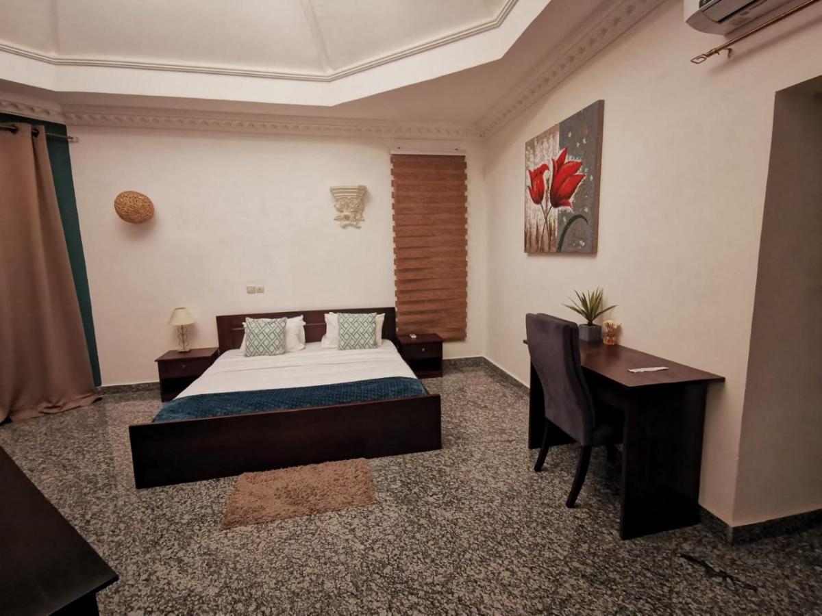 L'Address Hotel Cotonou Exterior foto